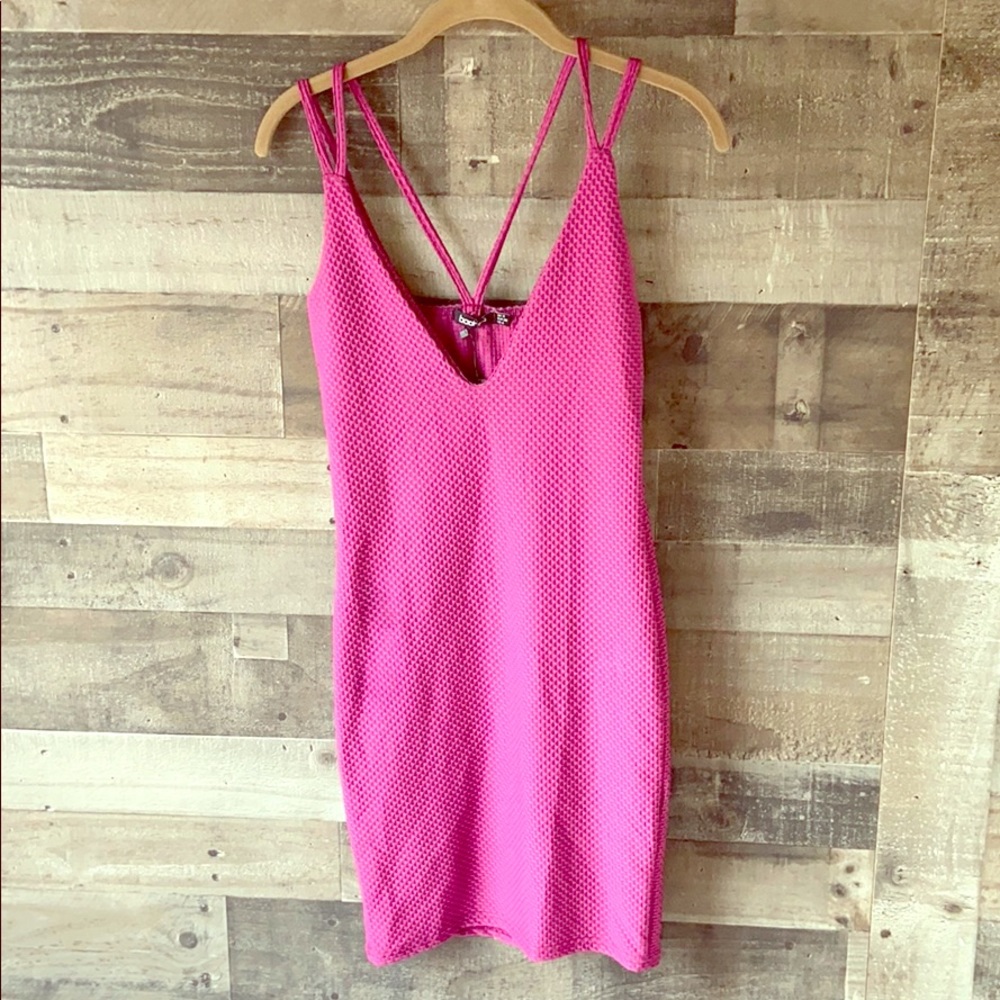 💕Boohoo Fuschia bodycon dress